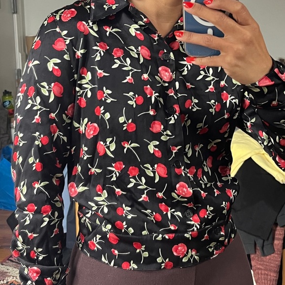 Reformation Shacket with Roses - Picture 4 of 4